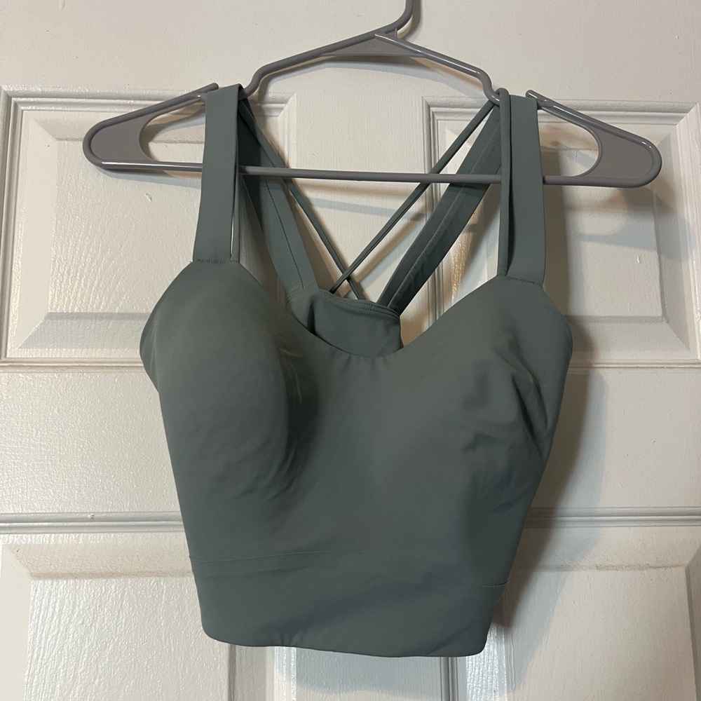 Lululemon Light Green Sportsbra SIZE 10